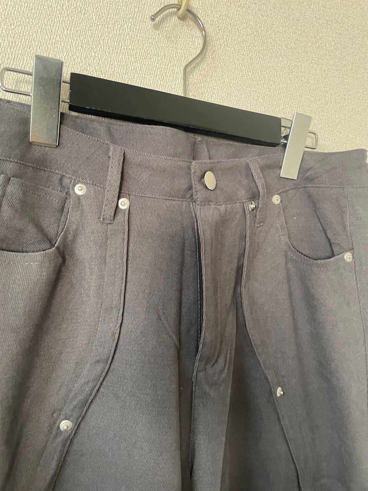 サイドレイヤードデザインパンツ チャコール2size COLLECT ROOM