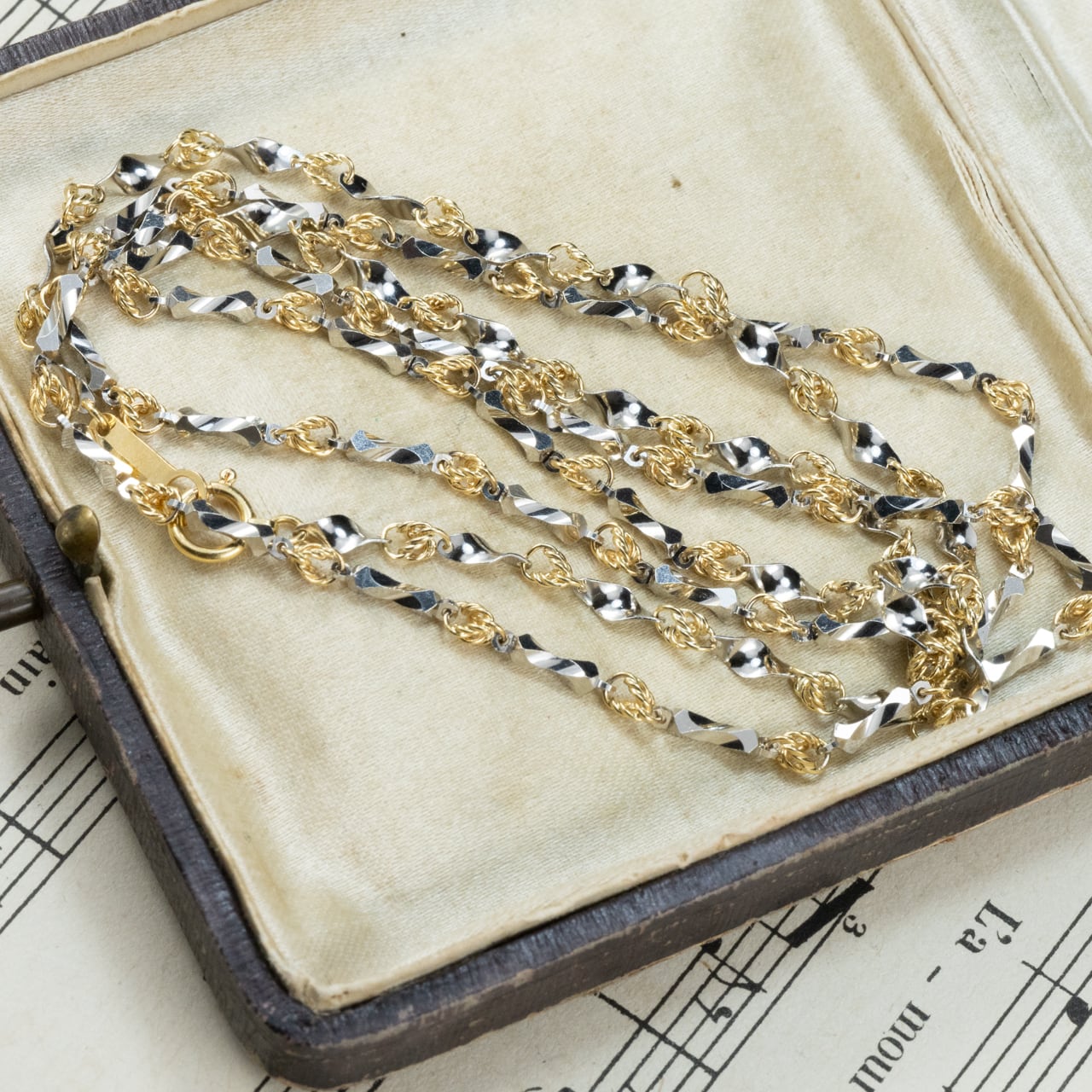 レア オール アンバー 琥珀 コハク ビーズ セミロング ネックレス