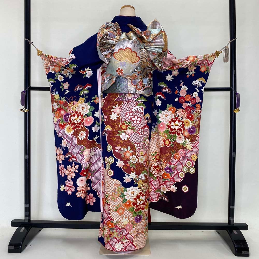 振袖、長襦袢、帯、帯揚げ、帯締め、重ね衿の6点セット 振袖、長襦袢、帯、帯揚げ、帯締め、重ね衿の6点セット