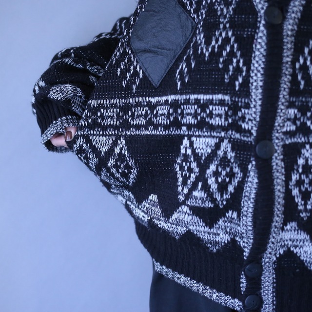 diamond motif leather patchwork design loose silhouette monotone cardigan