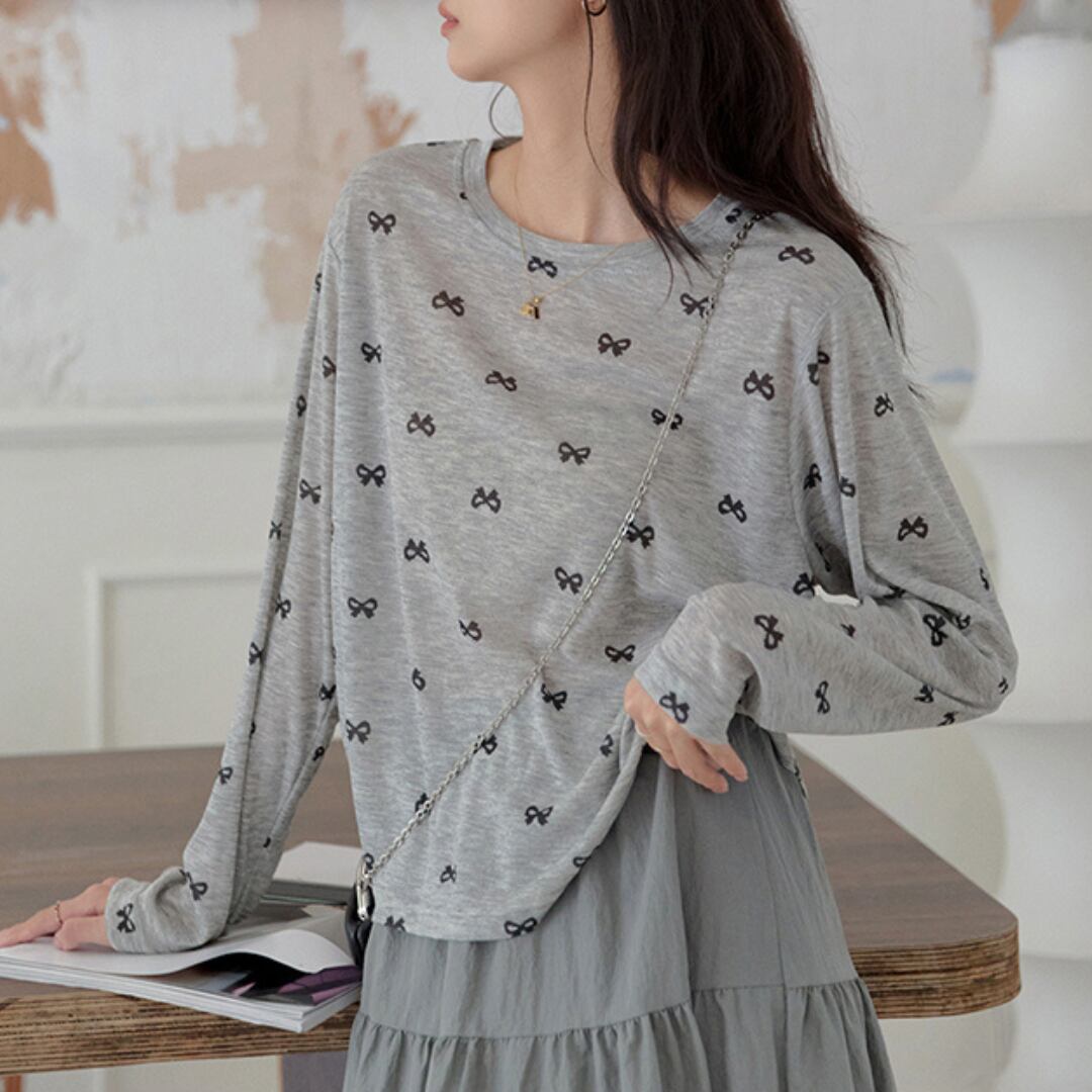 small ribbon print round neck grey tops