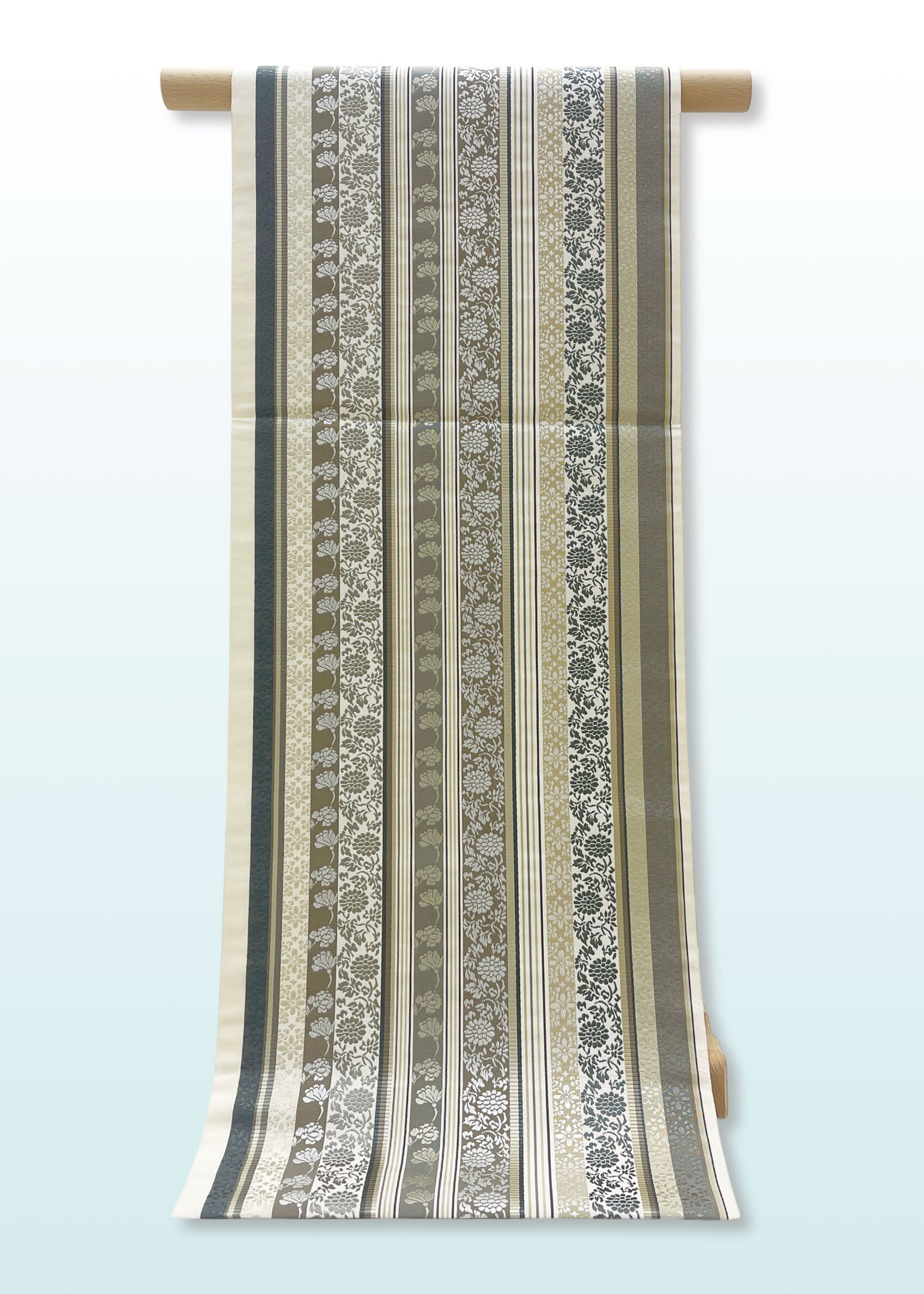 (袋帯)練色地献上柄独鈷華皿菊唐草模様リバーシブル LUOKA -0041(リユース品)