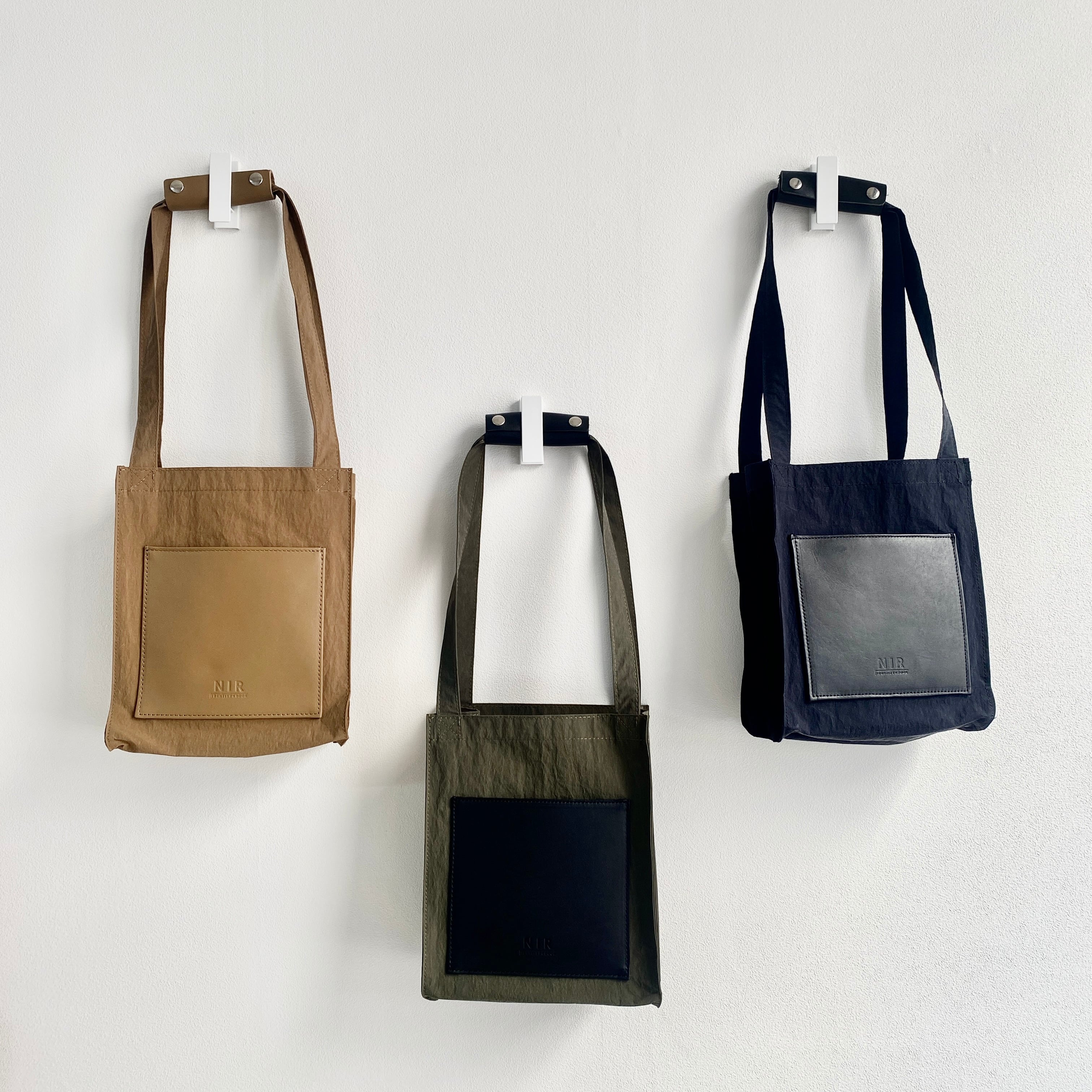 Book Holic Tote ブックホリックトート 本屋巡りのためのバッグ 軽量