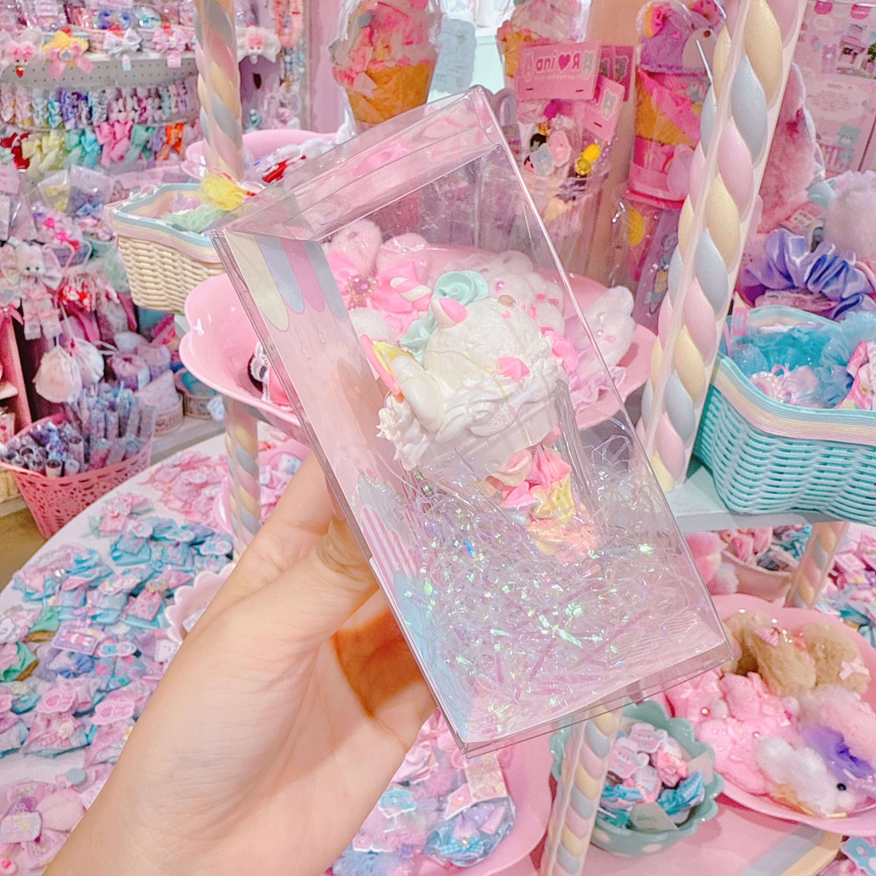 【H6】18-3ユニコーンメレンゲパフェ(虹)