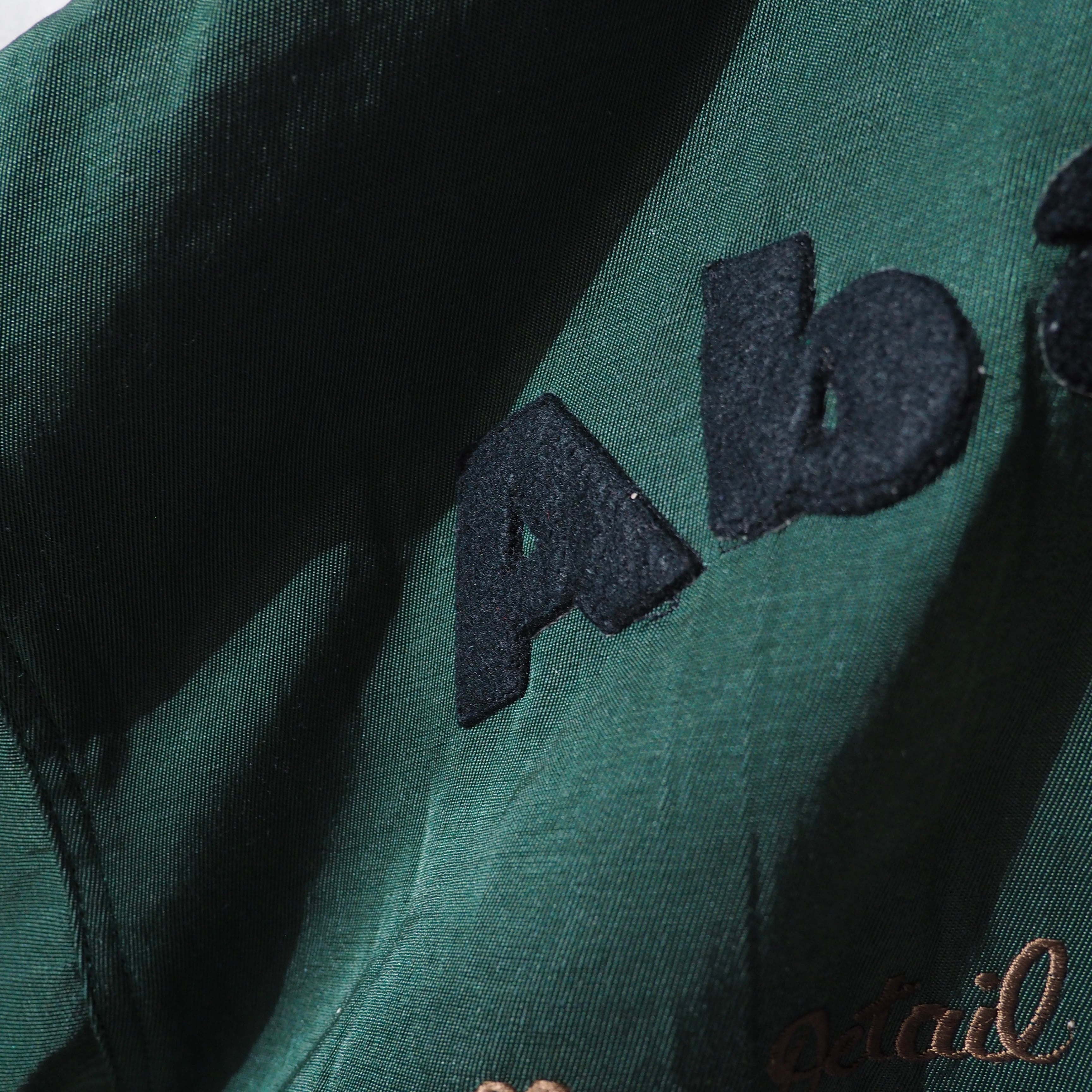 1980s ” Old ABAHOUSE ” Beautiful green Color vintage loose Nylon jacket