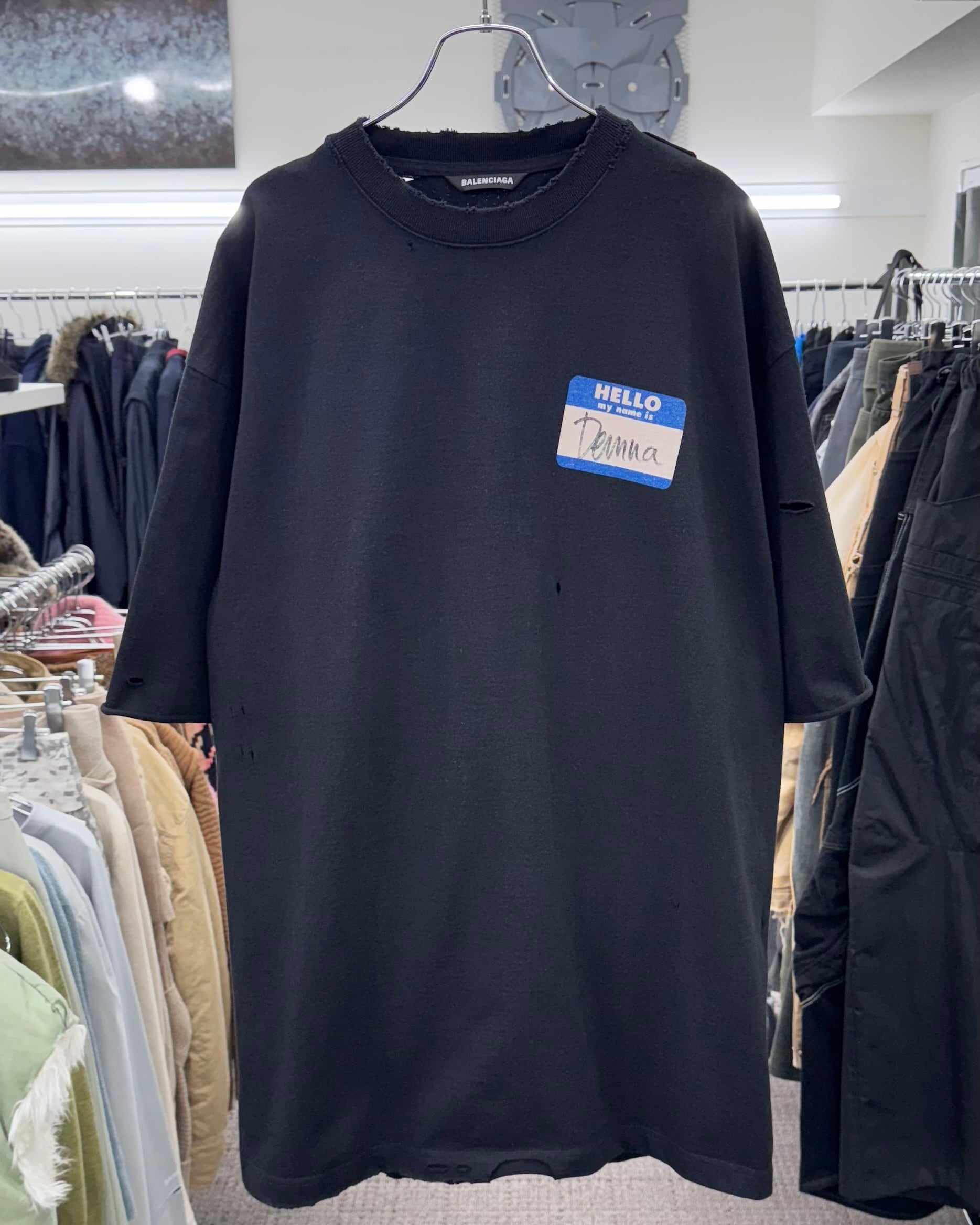 BALENCIAGA HELLO MY NAME IS DEMNA DISTRESSED T-SHIRT | ZSC