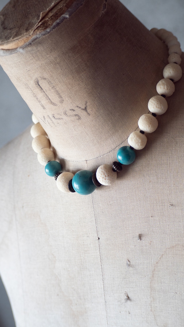 unknown used Turquoise white coral necklace