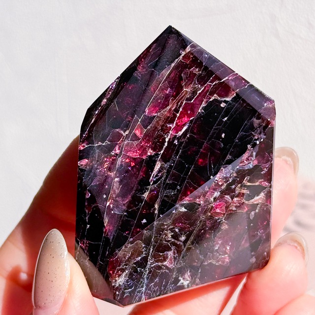 Sparkling Garnet 12 ✧ ガーネット ＜タワー型＞