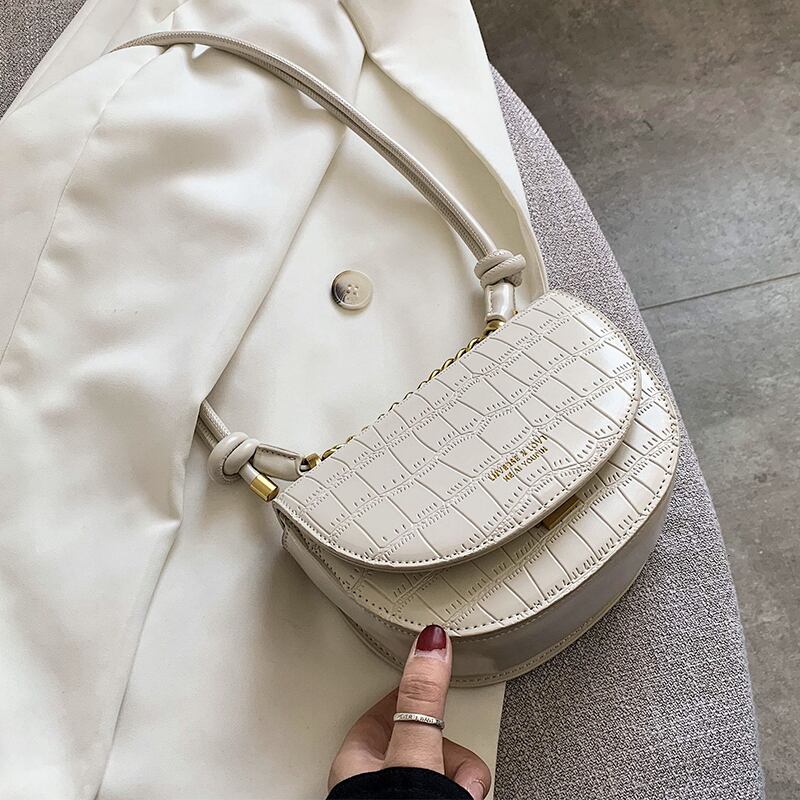 サマースモールバッグレディースバッグ2020人気ニューウェーブファッションネットレッドメッセンジャーバッグインワイルドショルダーサドルバッグ Tiancai_Wing_Bag6477637