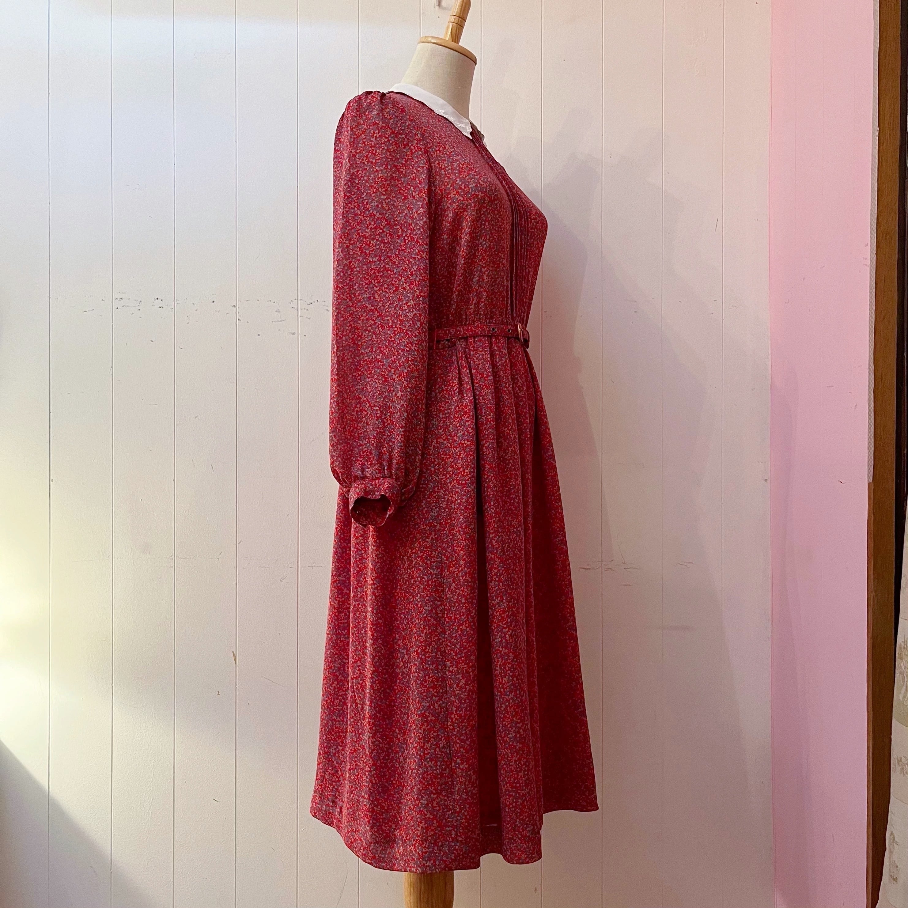 white scallop collar mini flower one-piece