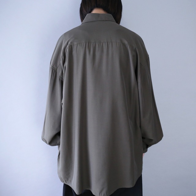 "刺繍" collar and fry-front minimal mode design loose shirt