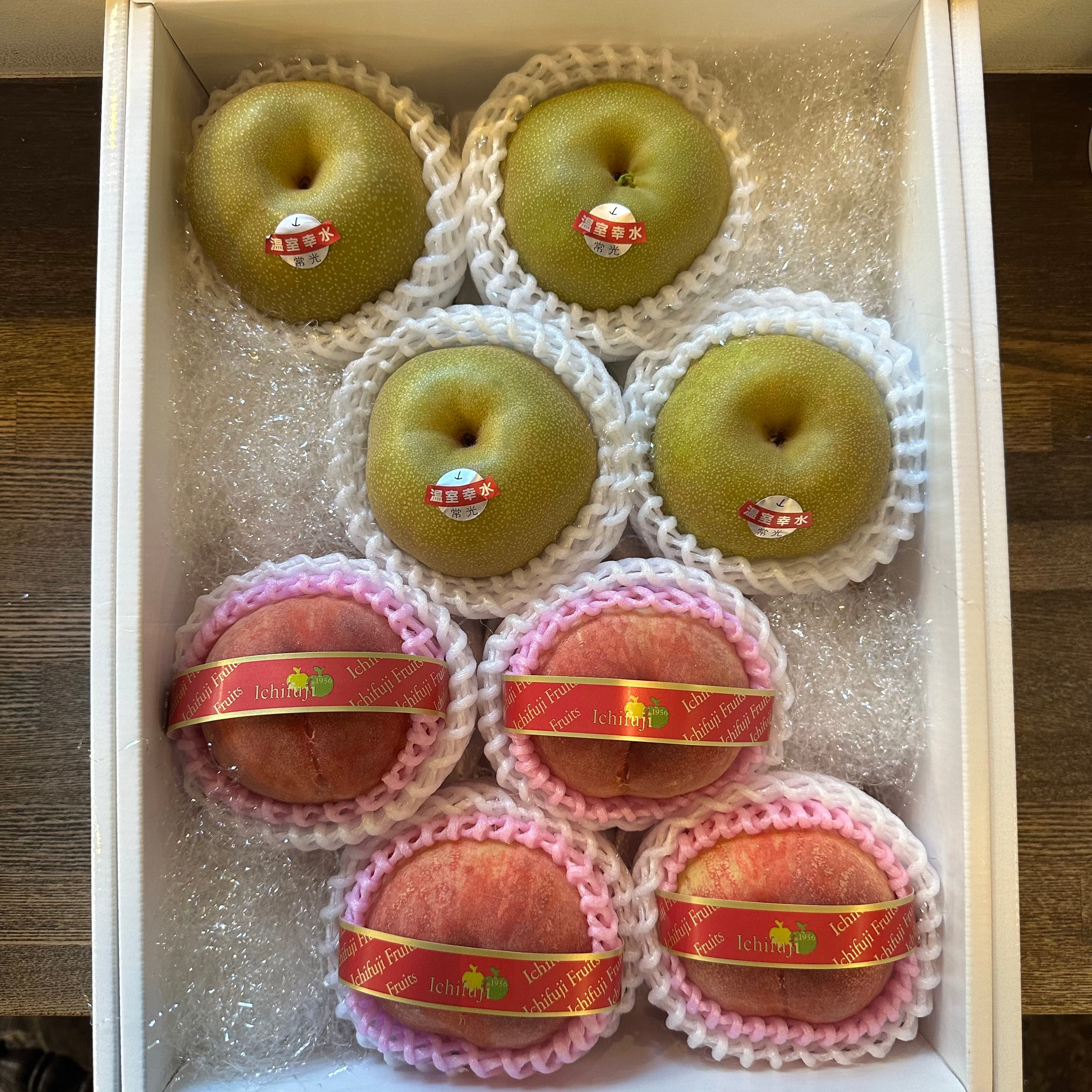 季節の果物詰め合わせセット〔幸水梨・高糖度桃〕 お供え物・フルーツ・ギフト・贈り物・プレゼント・内祝い・誕生日・お祝い・御礼・快気内祝・お見舞い~