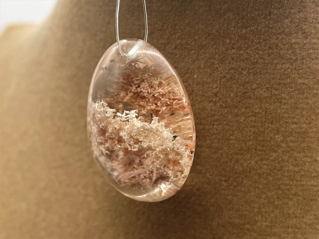 ペンダントトップ素材（ガーデンクォーツ）