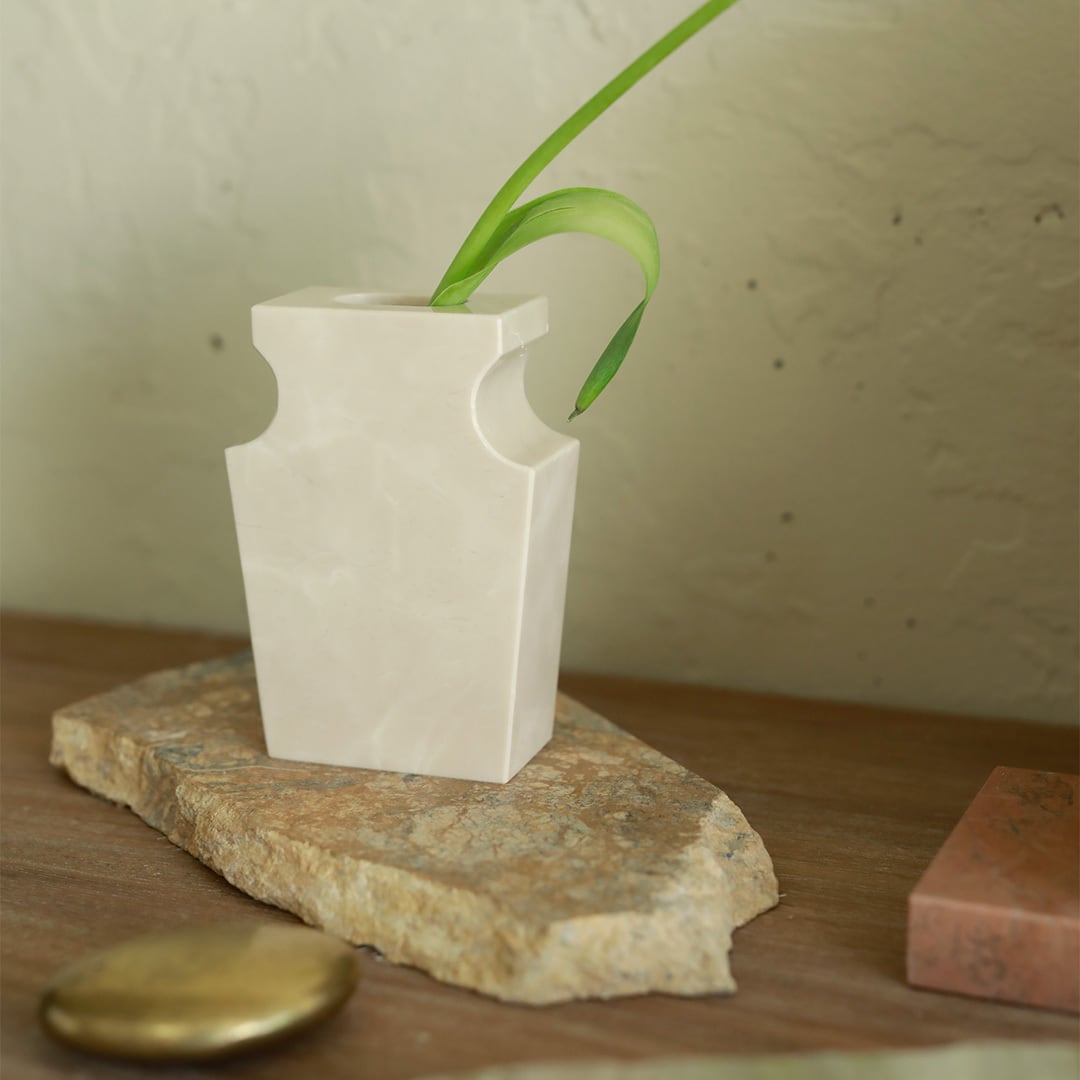 ISHIZO (石三) 花器 ベージュ