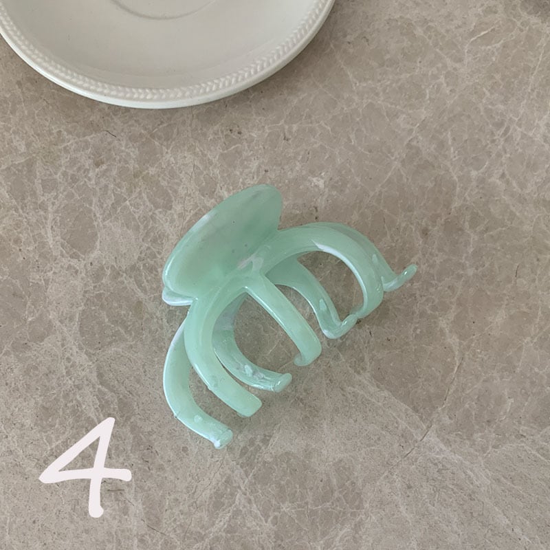 Hellミントグリーンのヘアクリップ 5s | paapilioo