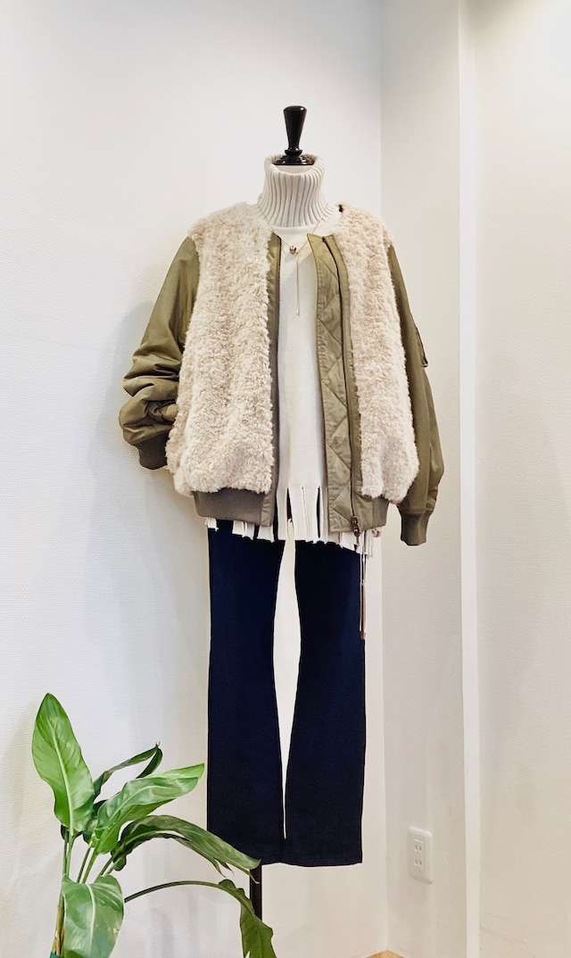 リバーシブルボアブルゾン