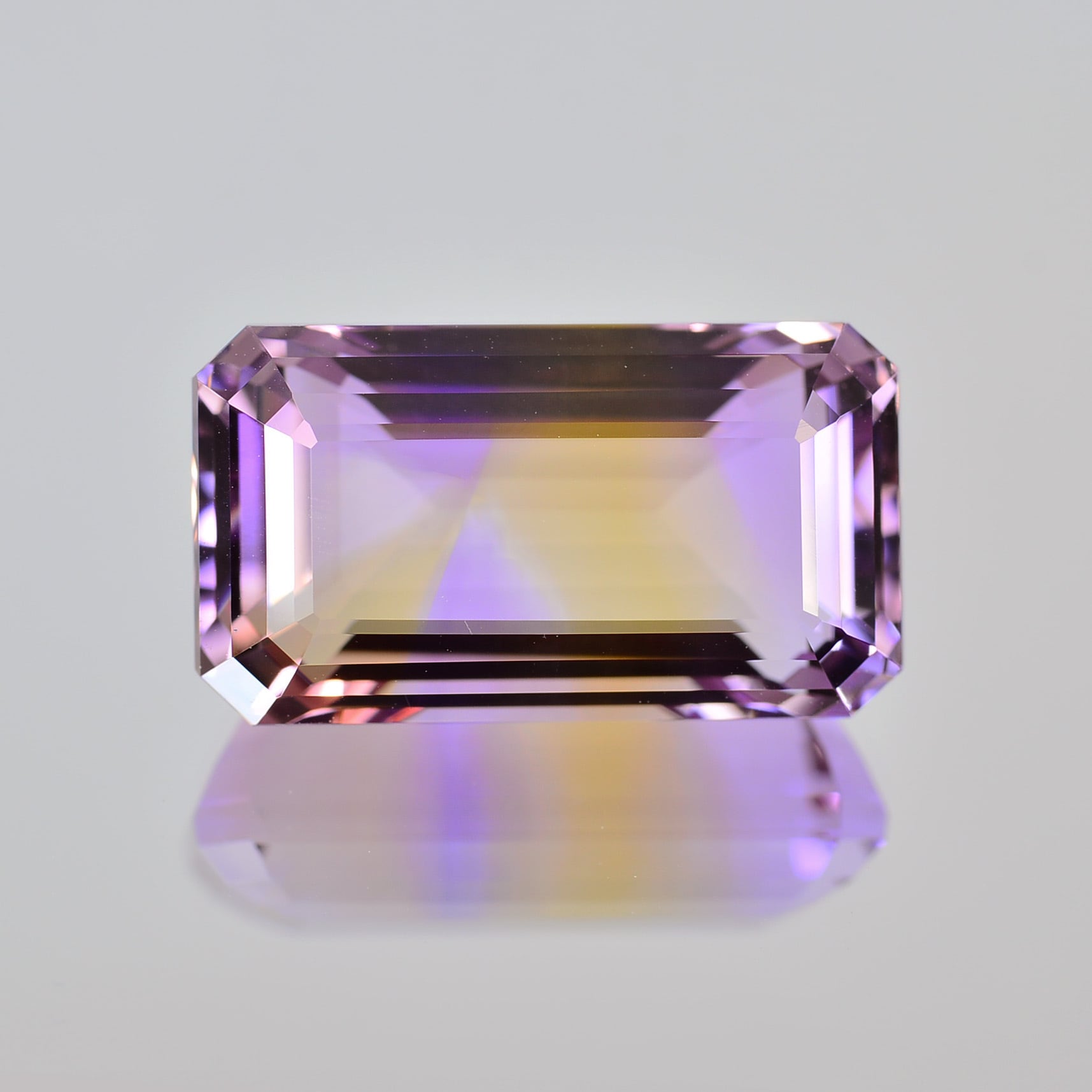 ソ付 アメトリン 11.368ct ルース オクタゴンカット | CheReine ソ付 アメトリン 11.368ct ルース オクタゴンカット | CheReine