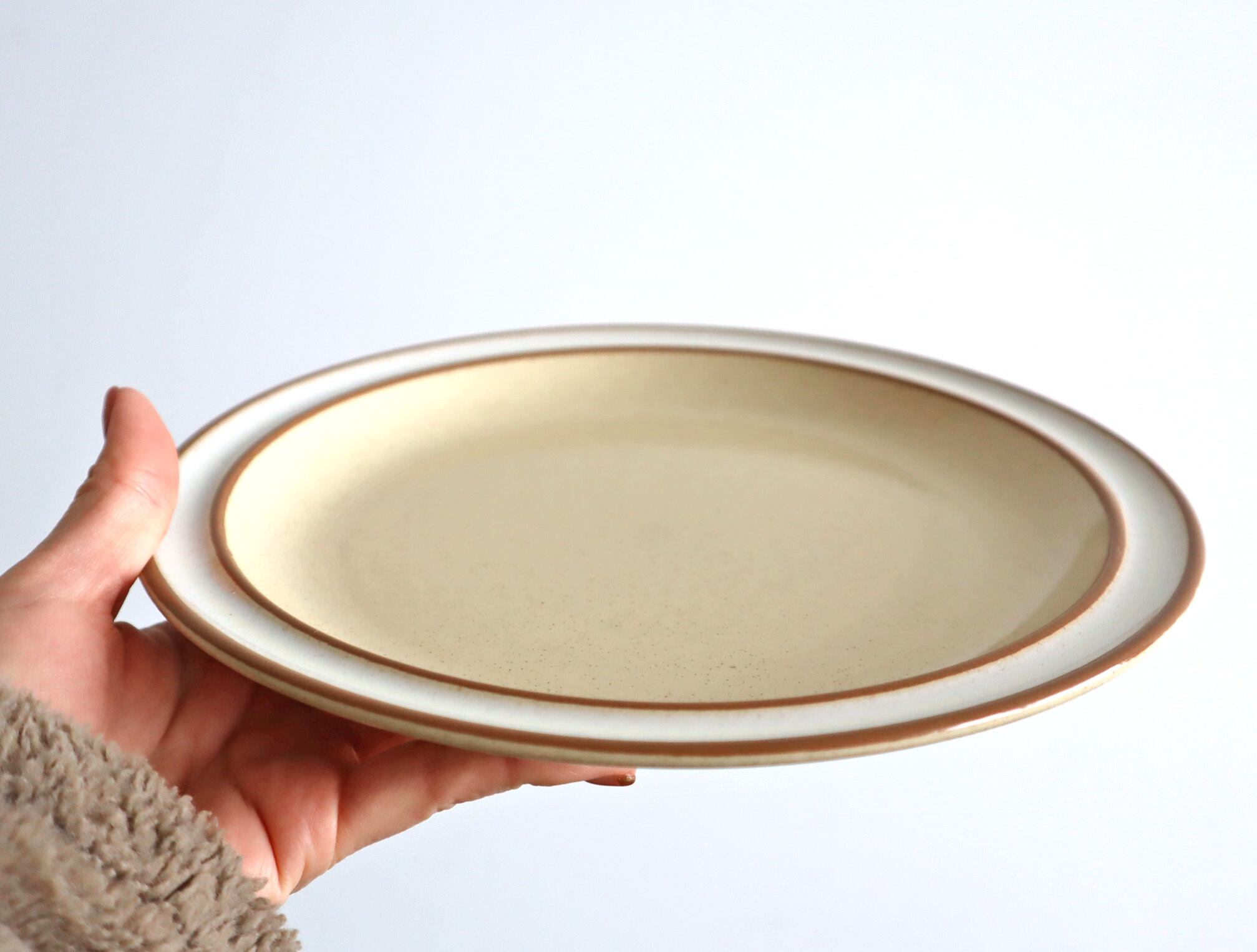 【送料無料】 YAMAKA アイボリー ストーンウェア プレート