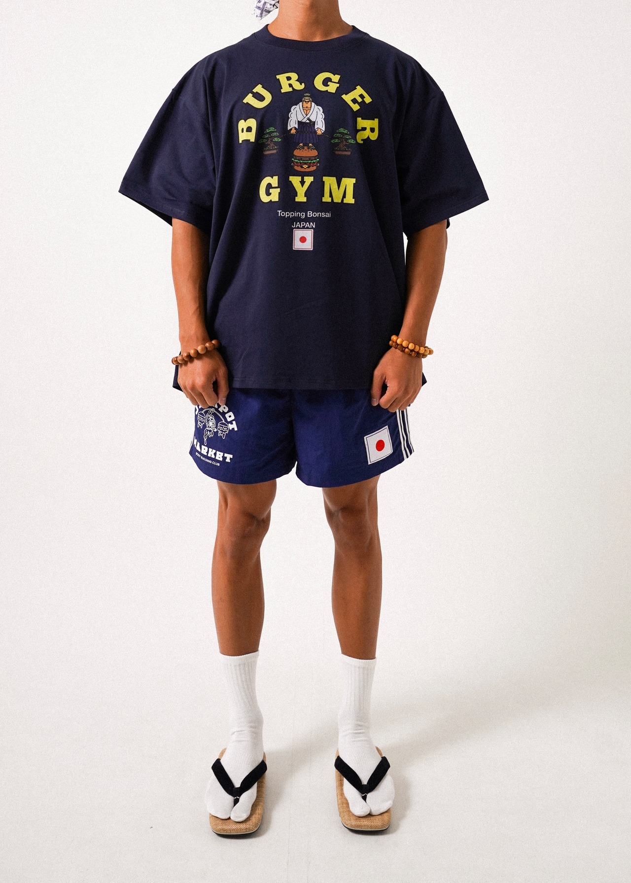 グラフィックTシャツ 42