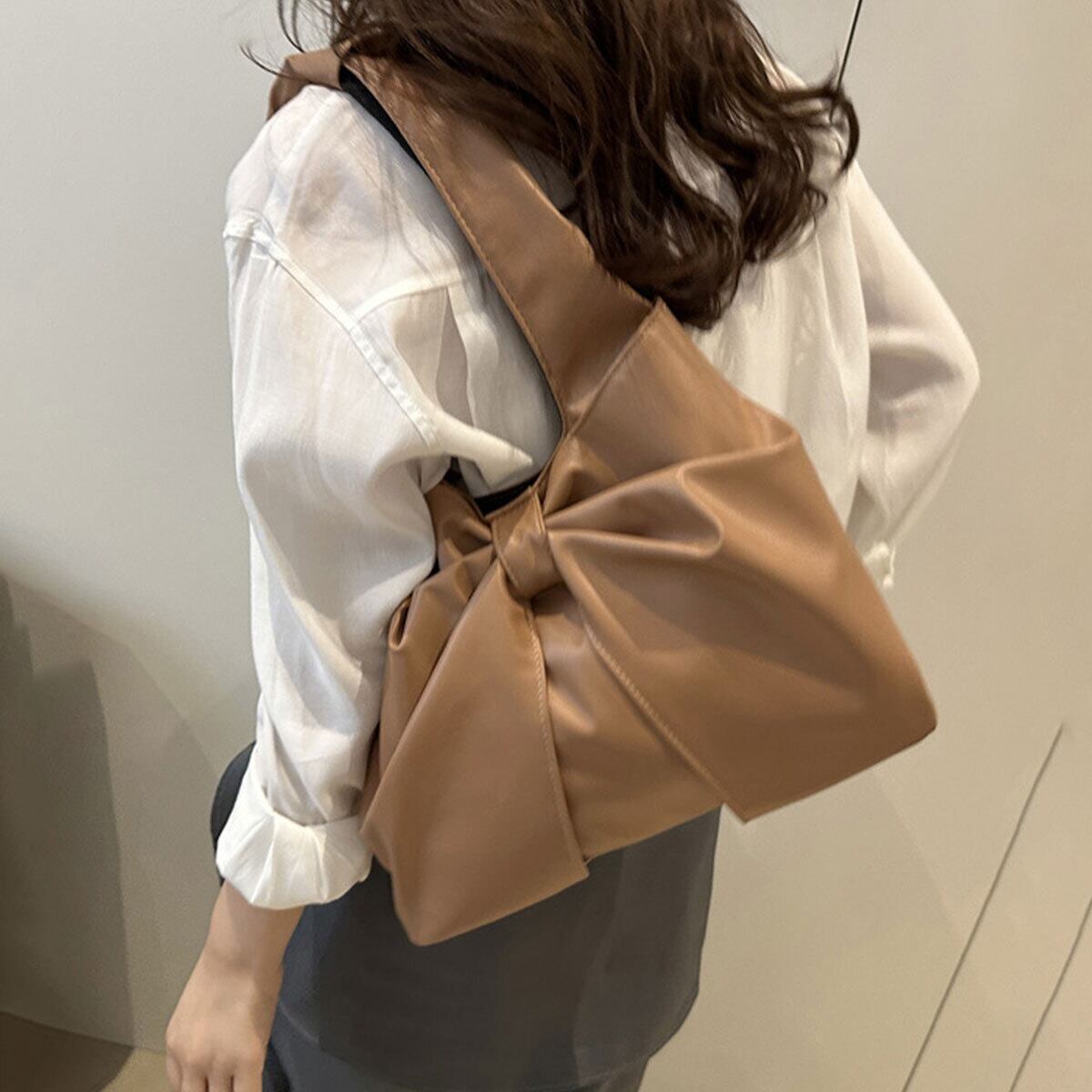 ビッグリボン トートバッグ ワンショルダー レディース A4 大容量 軽量 PUレザー 韓国 バッグ 大人 かわいい フェミニン きれいめ カジュアル 大人可愛い 大人女子