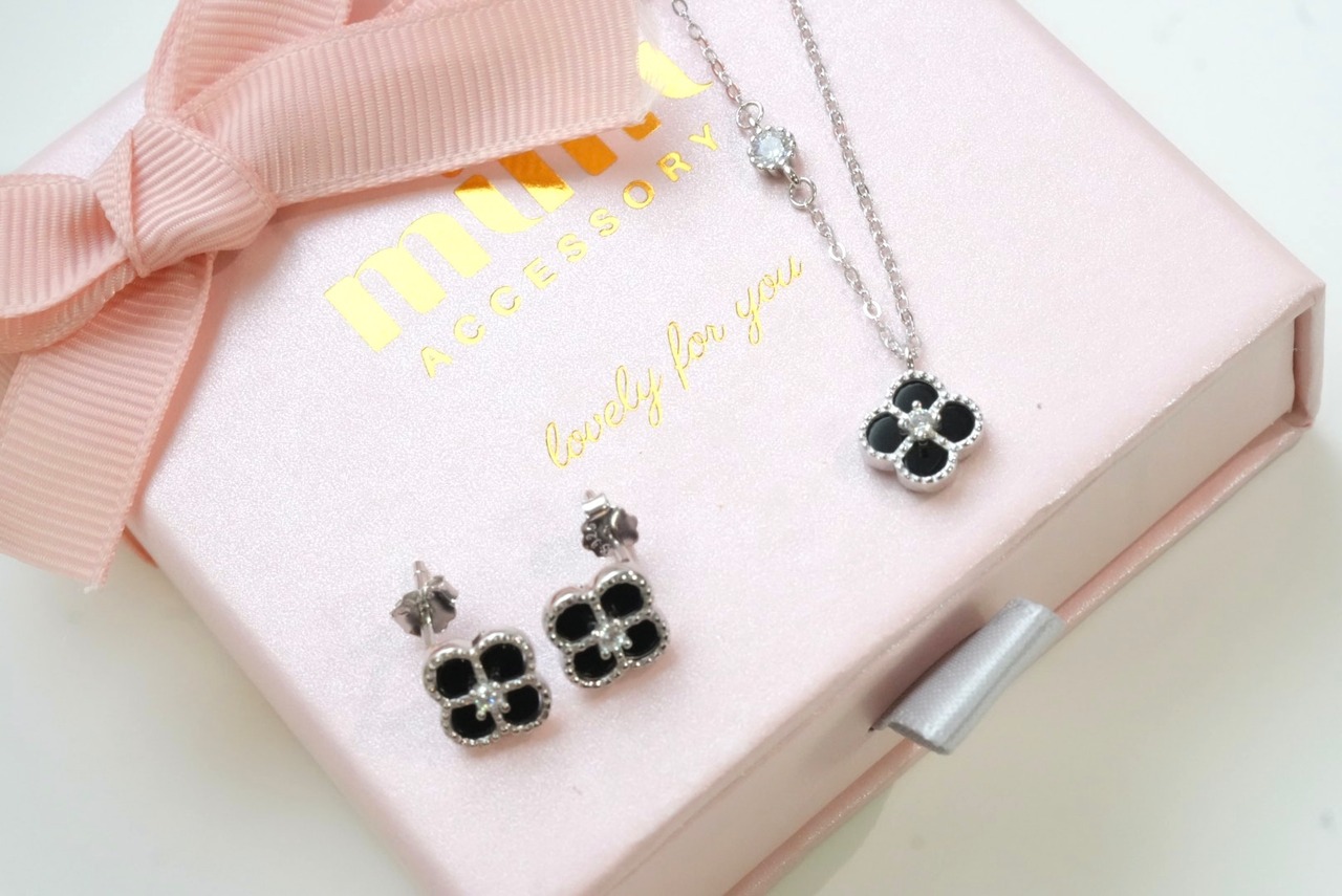 necklace flower twinkle