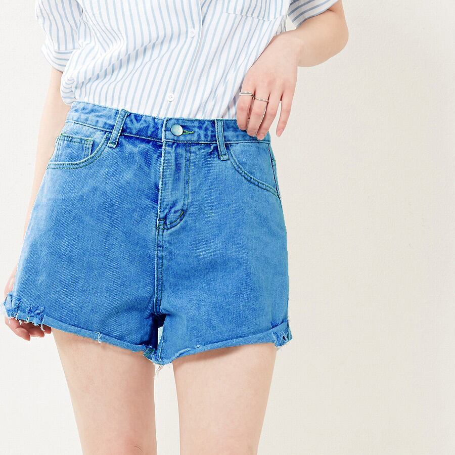 短すぎない デニムショートパンツ | YORIMICHI