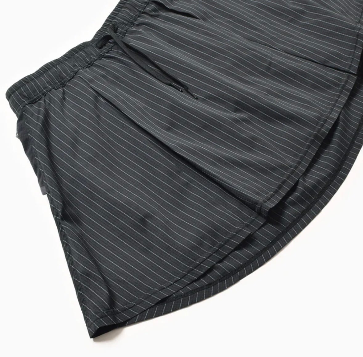 MMA(MOUNTAIN MARTIAL ATRTS) MMA Front Pleats Run Skirt (Black