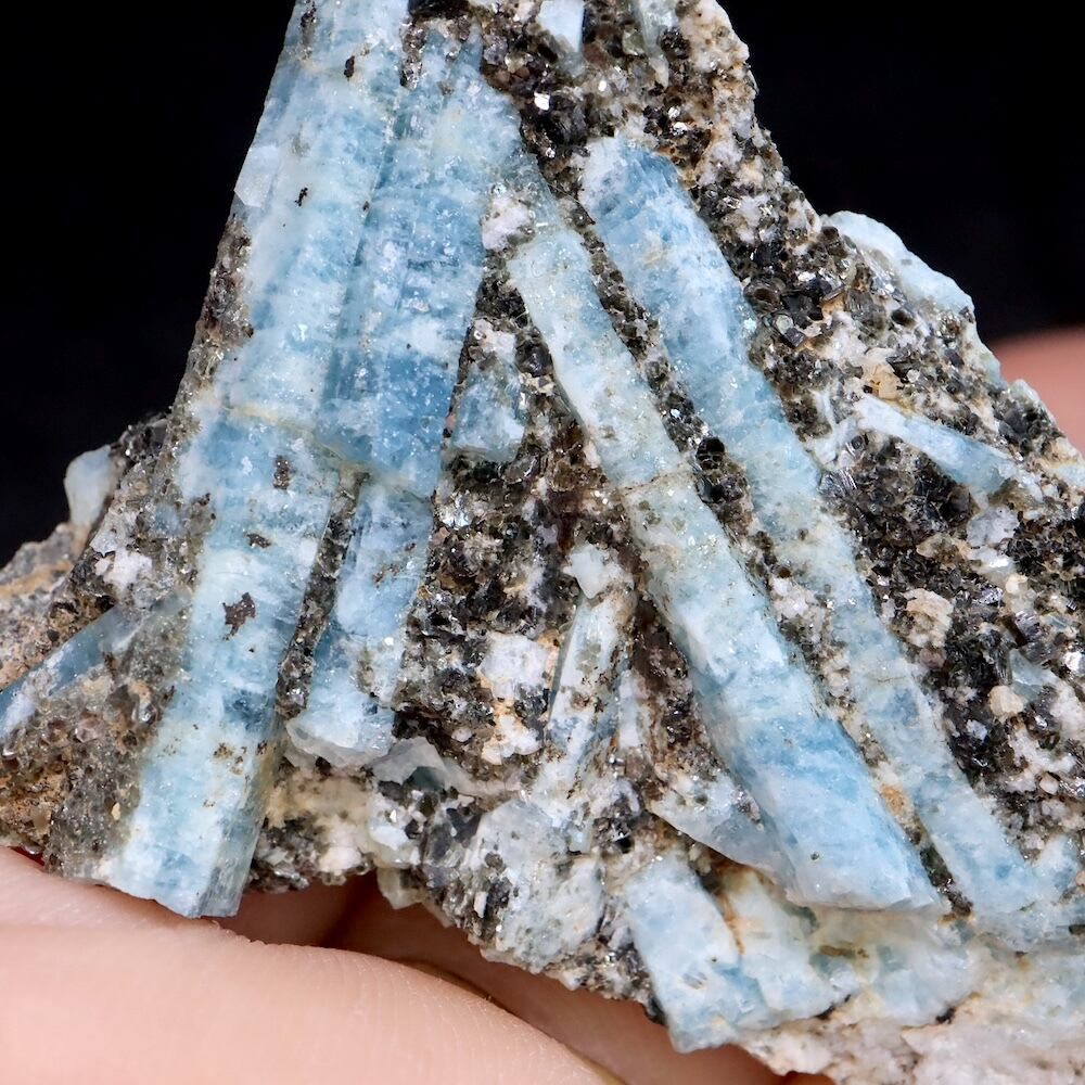自主採掘！アクアマリン カリフォルニア産 51,5g原石 AQ199 鉱物天然石