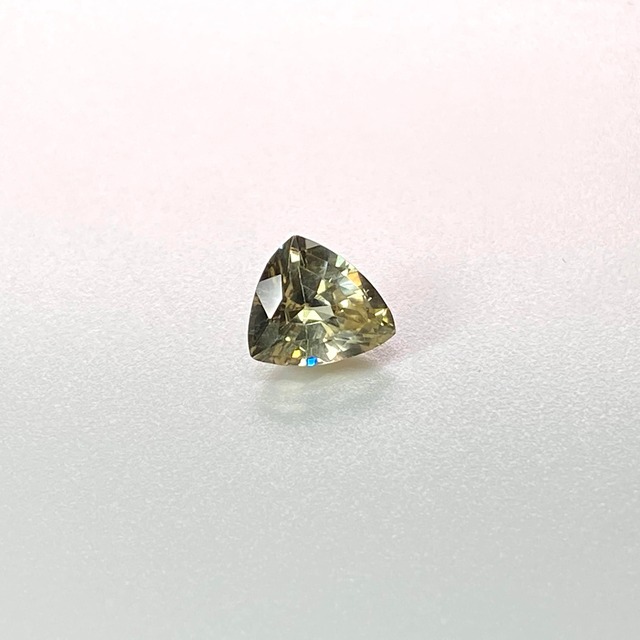 ⁂天然⁂　◇リューコガーネット◇　1.99ct 　ミャンマー産