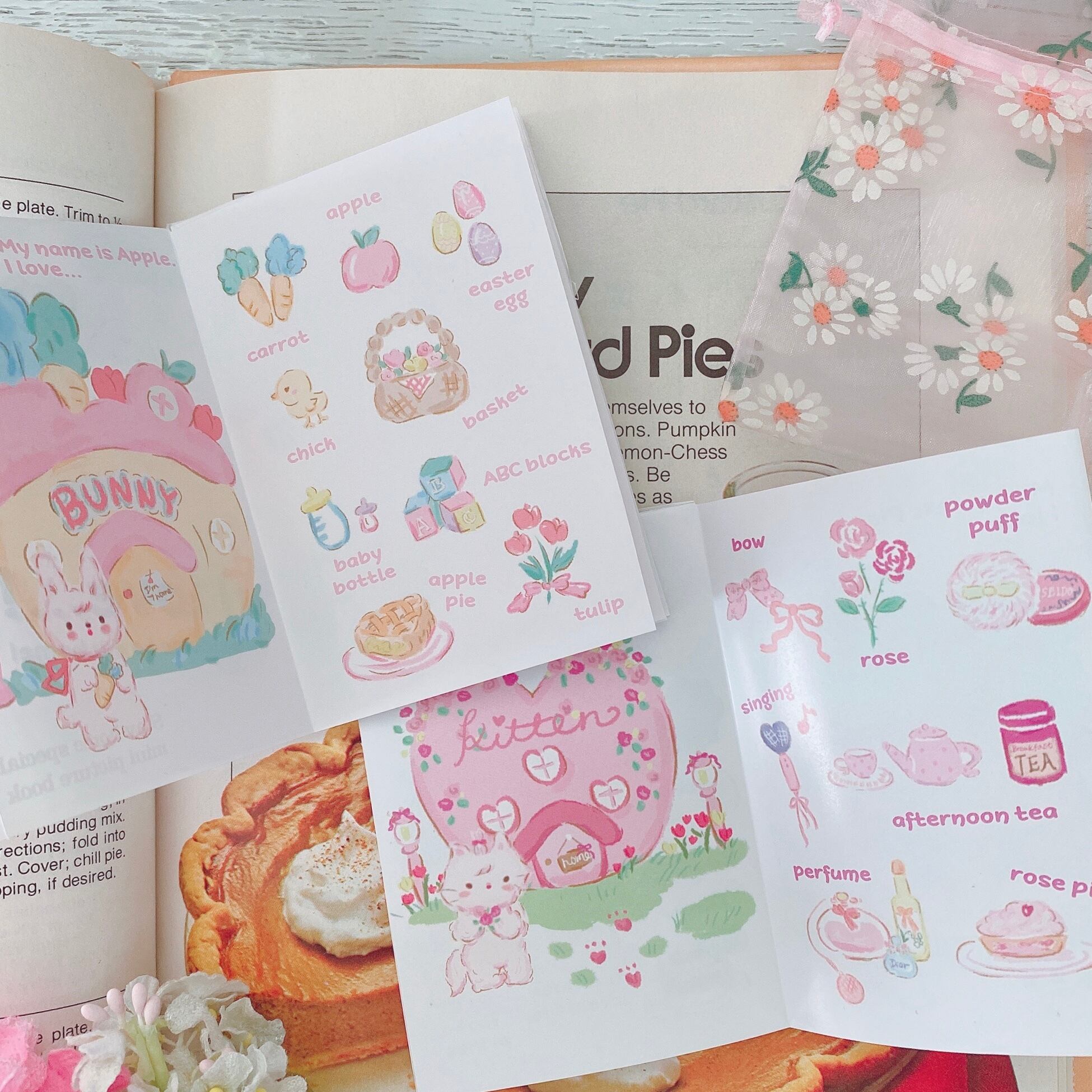 I love...! mini picture book ミニ絵本 vol.1 & 2 set