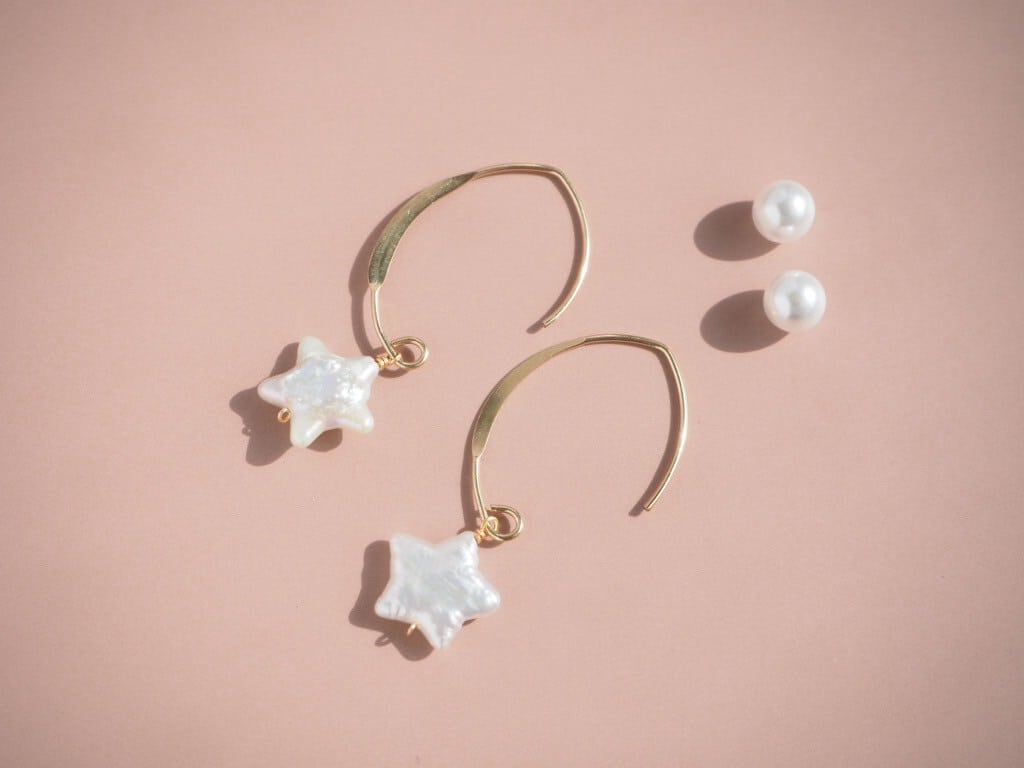 25P-7】星型淡水パールのフックピアス | objet sayoko Accessories