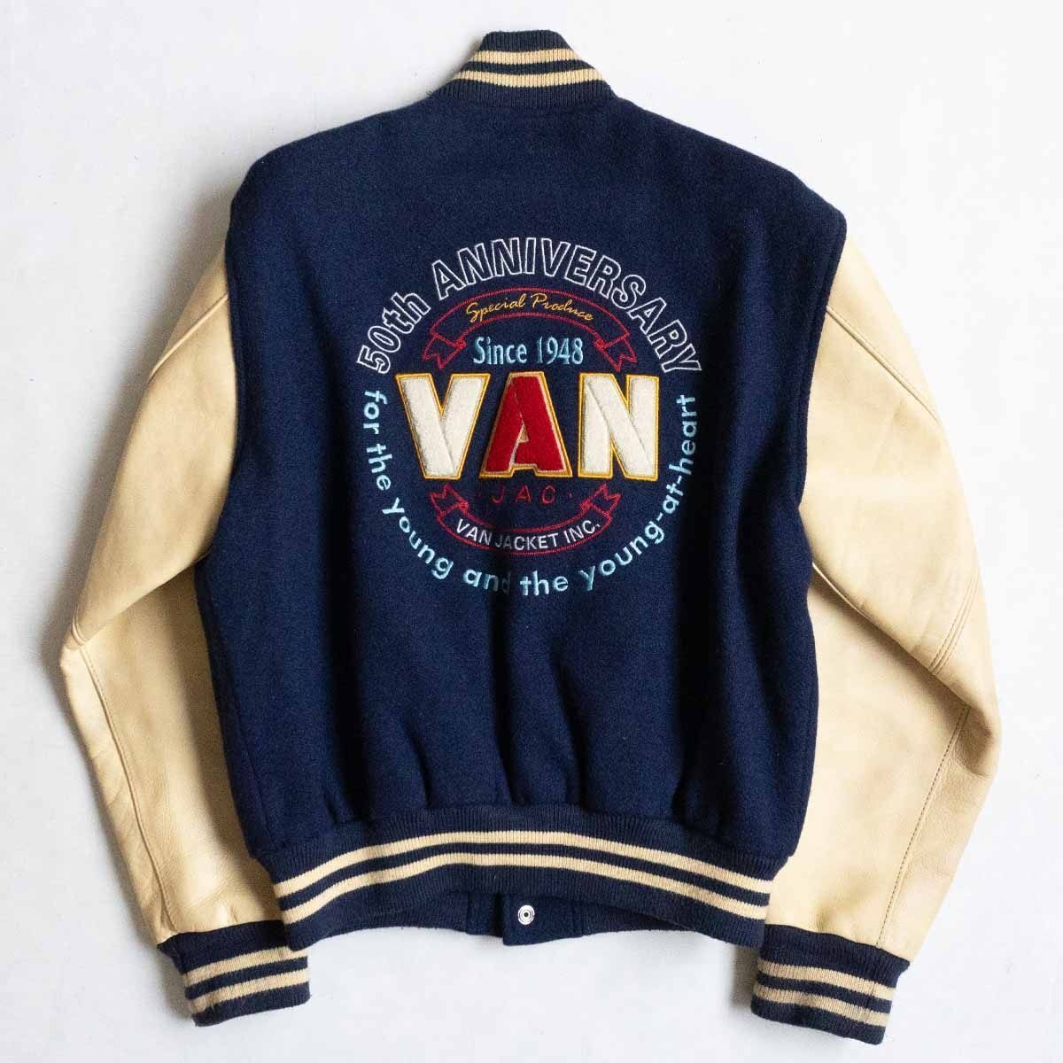 VAN JACKET INC. スタジャン 息苦しく 黒/黒