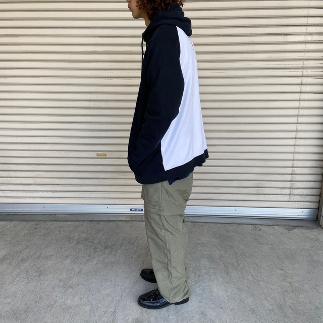 『送料無料』　NIKE ナイキ　切替ジップパーカー　XXL AIR MAX 黒白