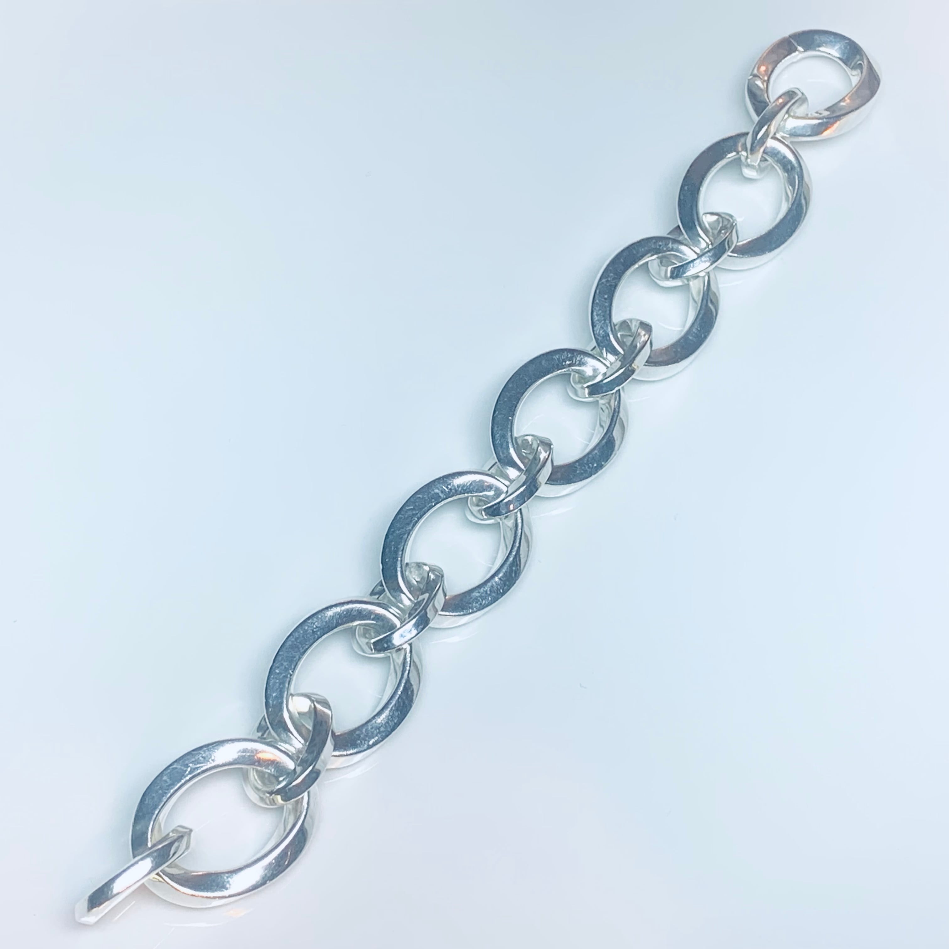 VINTAGE TIFFANY & CO. Oval Twist Link Bracelet Sterling VINTAGE TIFFANY & CO. Oval Twist Link Bracelet Sterling