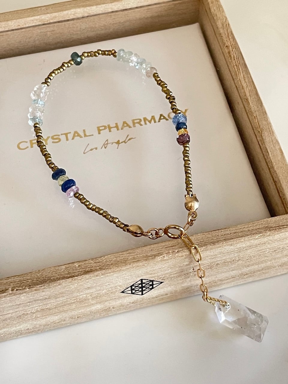 CRYSTAL PHARMACY｜宝石薬局｜クリスタル