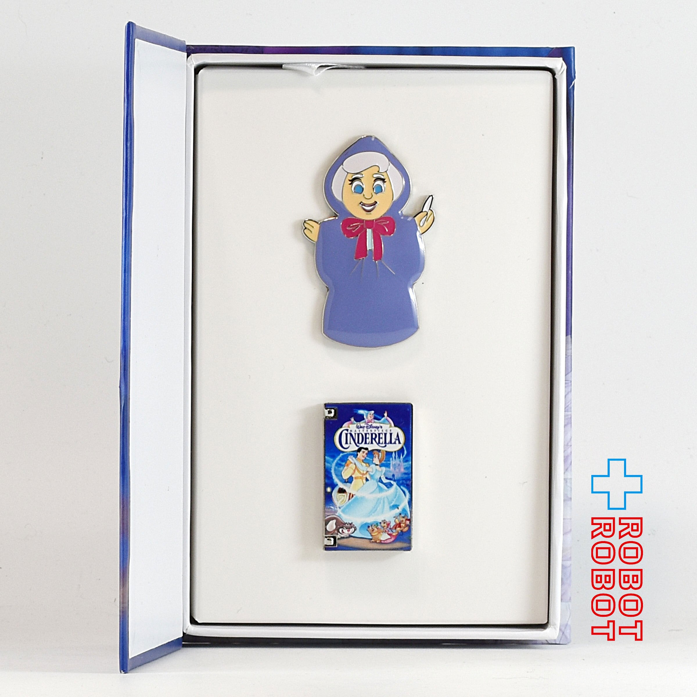 ディズニーストア シンデレラ ピンバッジセット ピンズ 箱入 | ROBOTROBOT