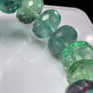 f79激レア♪フローライトボタンカットブレスレット