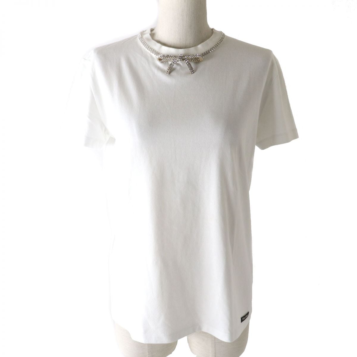 miumiu リボン パールクリスタル装飾つき カットソー Tシャツ miumiu ミュウミュウビジューリボンTシャツカットソー