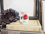 深紅の立体薔薇とマットなゴールドの小さな花瓶 画像14