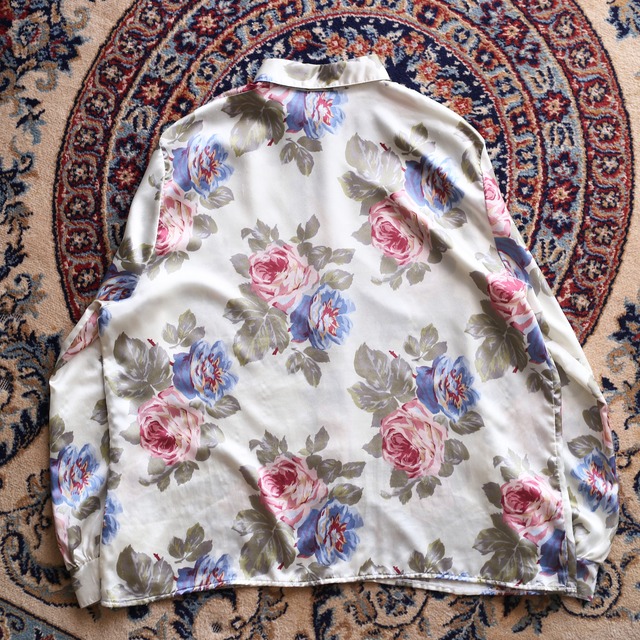 white base blue and pink rose pattern satin shirt