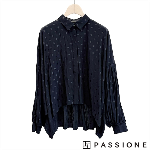 PASSIONE ドット柄ゆったりシャツブラウス (ネイビー)