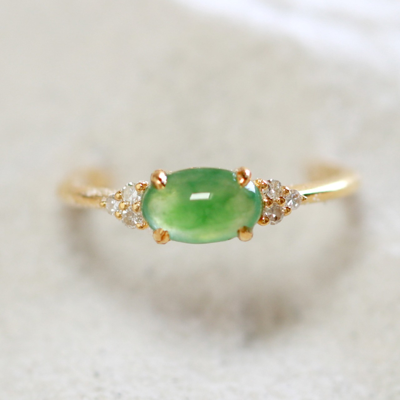 【9号】水滴のようなグリーン翡翠 K10YG ダイヤモンド リング A貨翡翠 jd_rg1835