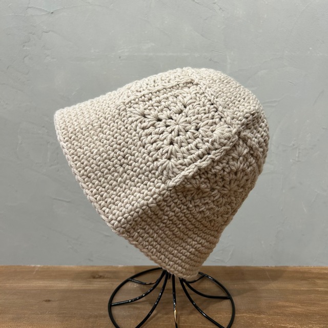 GRANNY SQUARE HAT