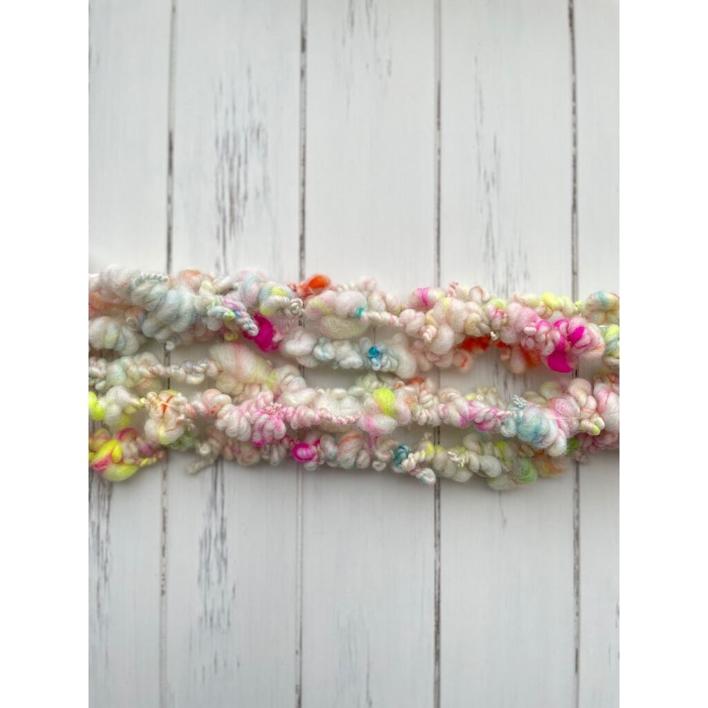 アートヤーン  手紡ぎ糸【22-0119】