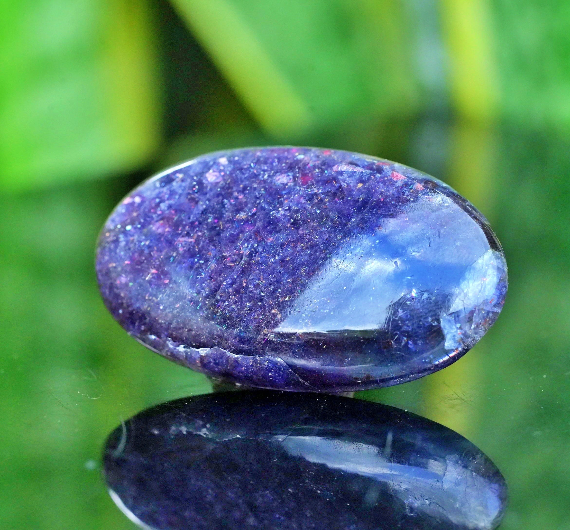 大きな銀河 アイオライトサンストーン40mm s1609 | Funky garuda Stone