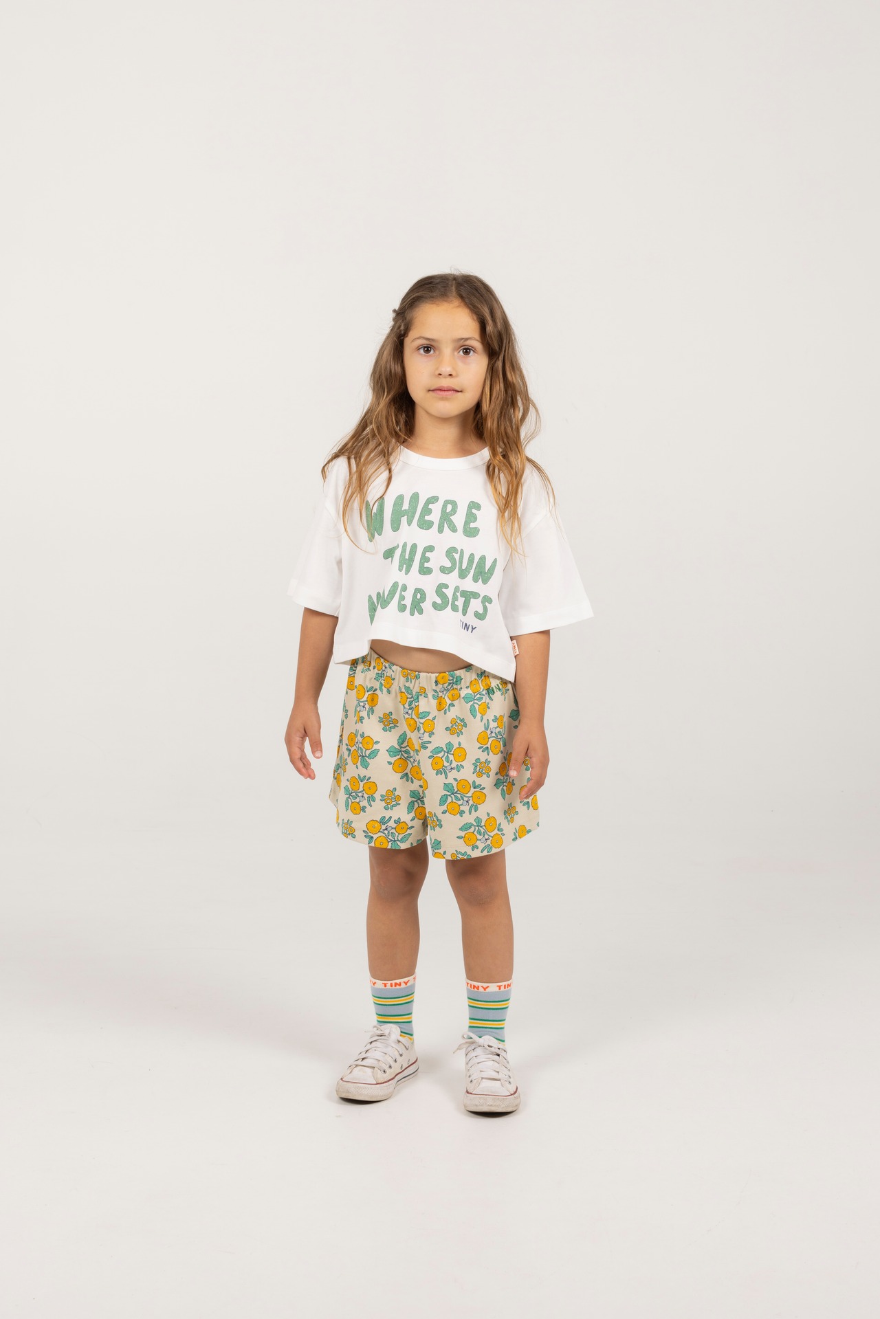 TINYCOTTONS / The Sun graphic crop Tee