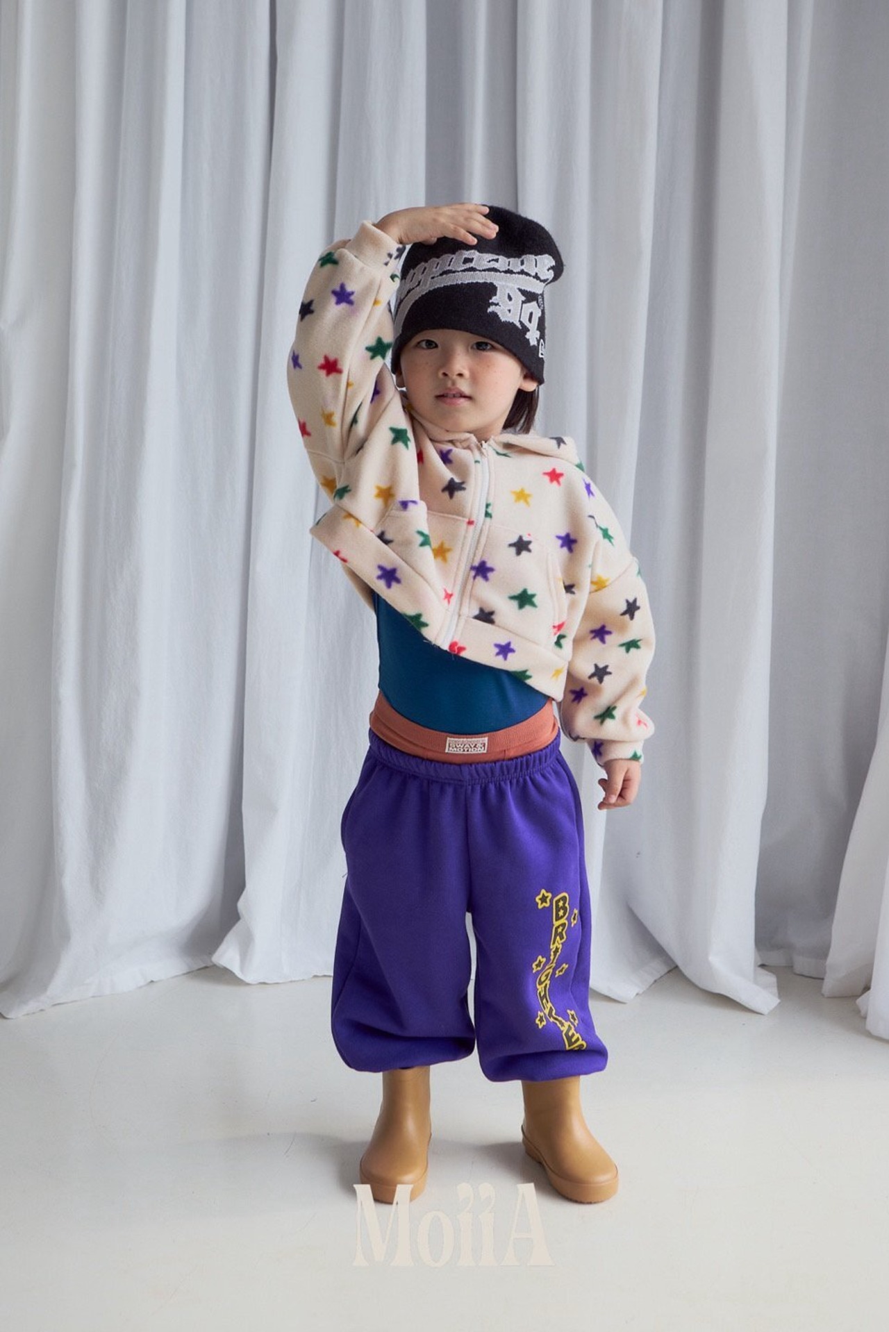 Moiia［取寄］star hood zipup 26winter