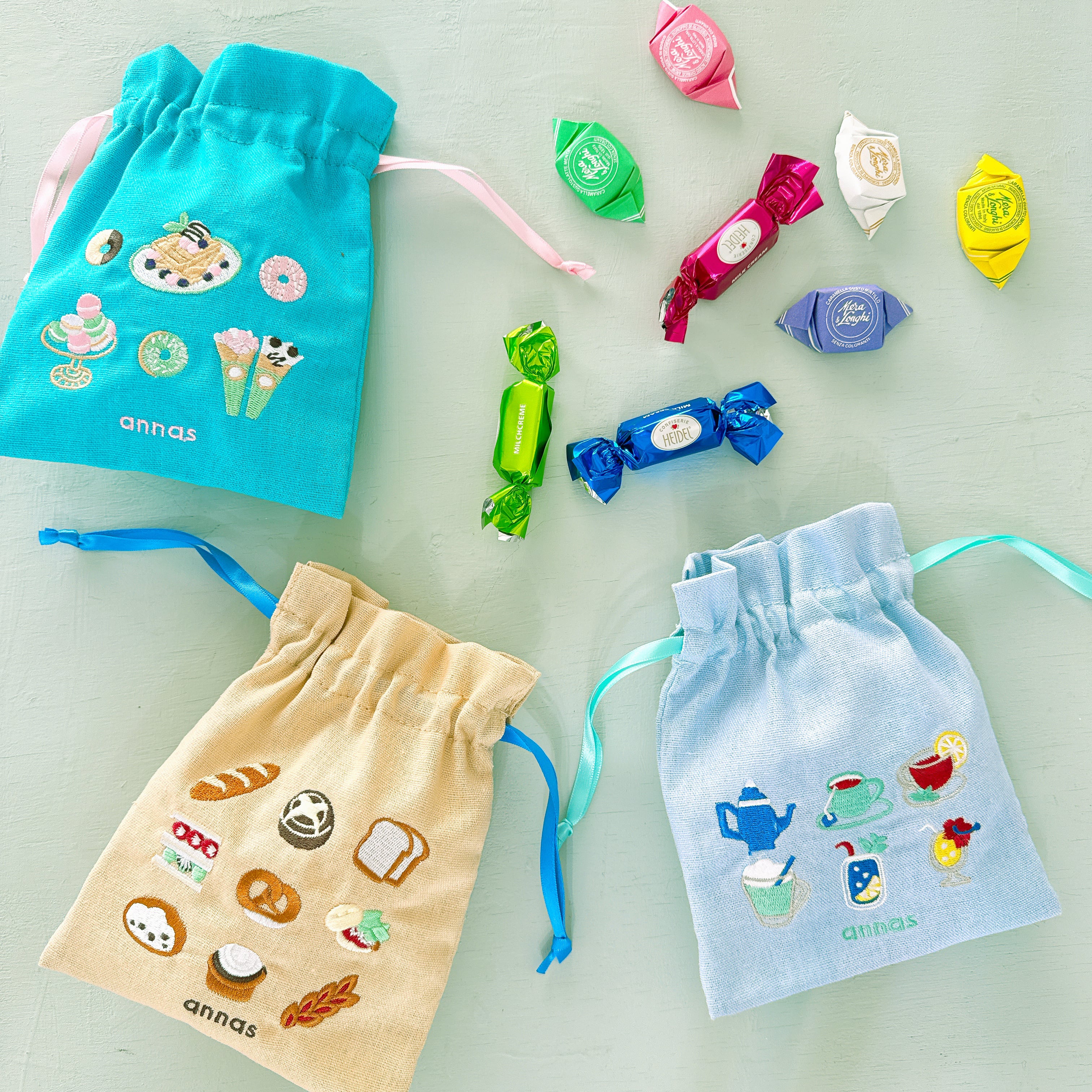 annas刺繍文具】刺繍ミニきんちゃく｜パン | Net store アンナとラパン