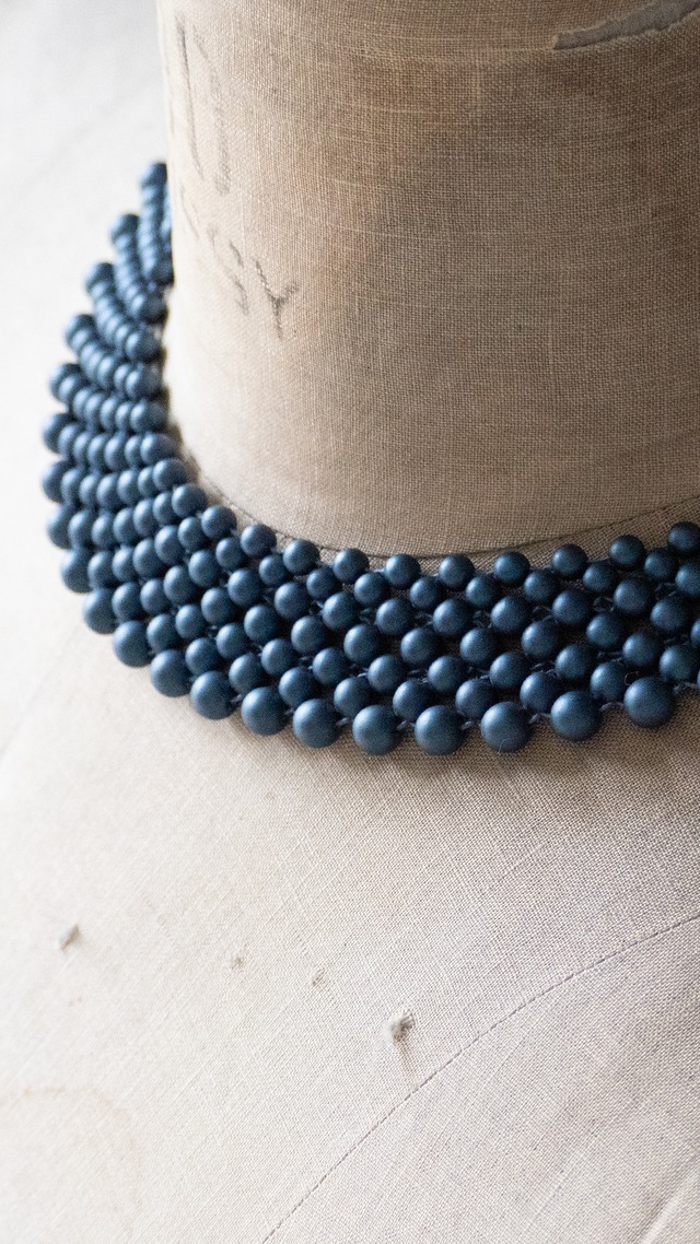 unknown 1970s False collar beads necklace