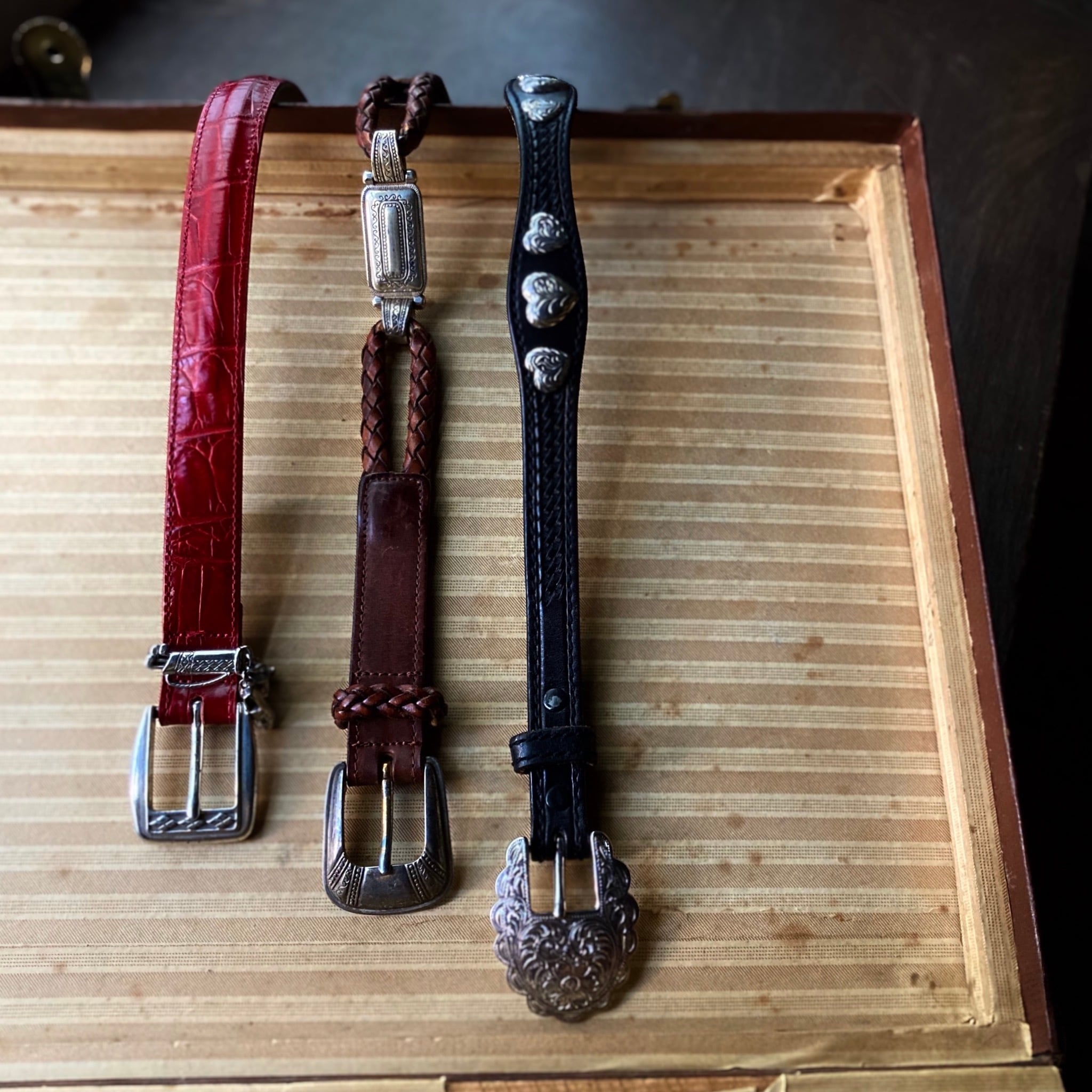 Western Buckle Black Leather Belt / ウエスタンハートコンチョレザー